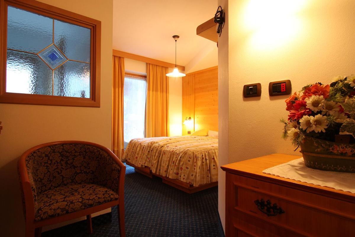 Hotel Al Lago Сорага Экстерьер фото